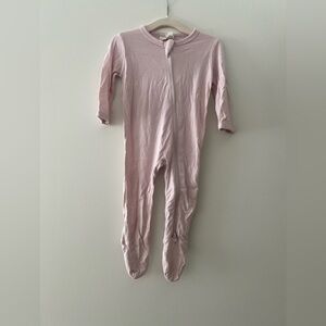 Kyte Baby Zippered Footie- Blush 0-3M